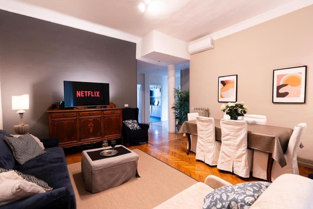 Damiki Luminoso, Appartement Turin
